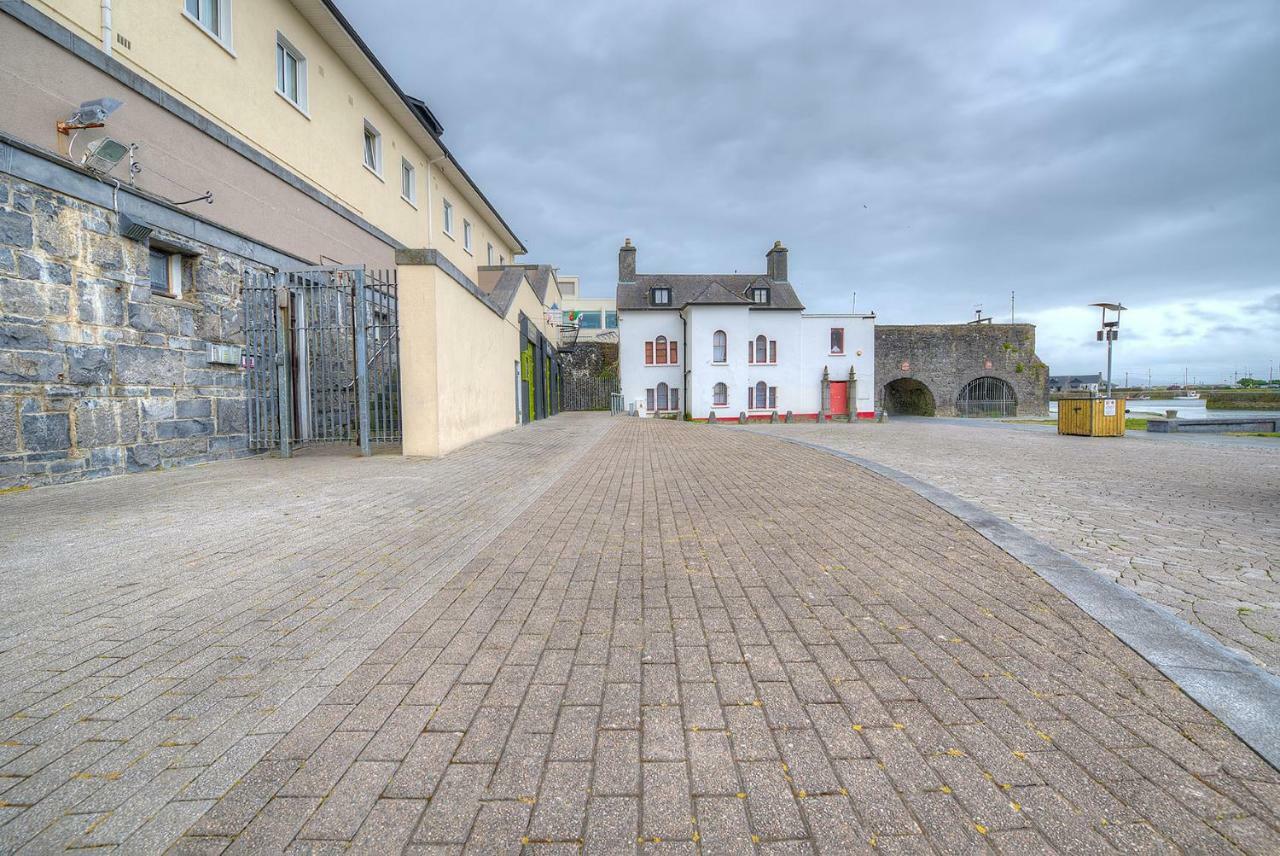 Spanish Arch Galway Luaran gambar